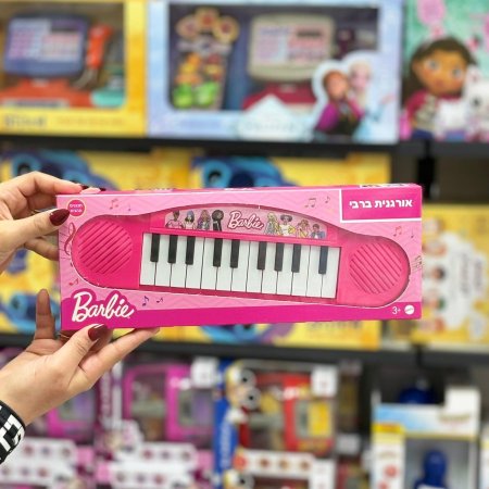 بيانو باربي